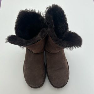 Uggs circa 2015. Size 8